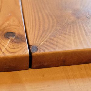 Co oznacza, że meble są z litego drewna?